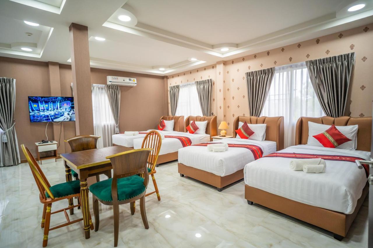 Hotel Siri Nakornpink Sha Chiang Mai