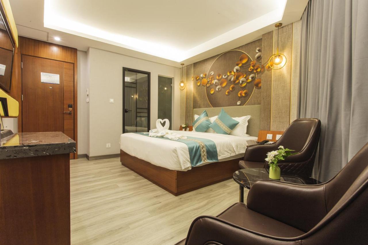 Thapae Twins Hotel Chiang Mai