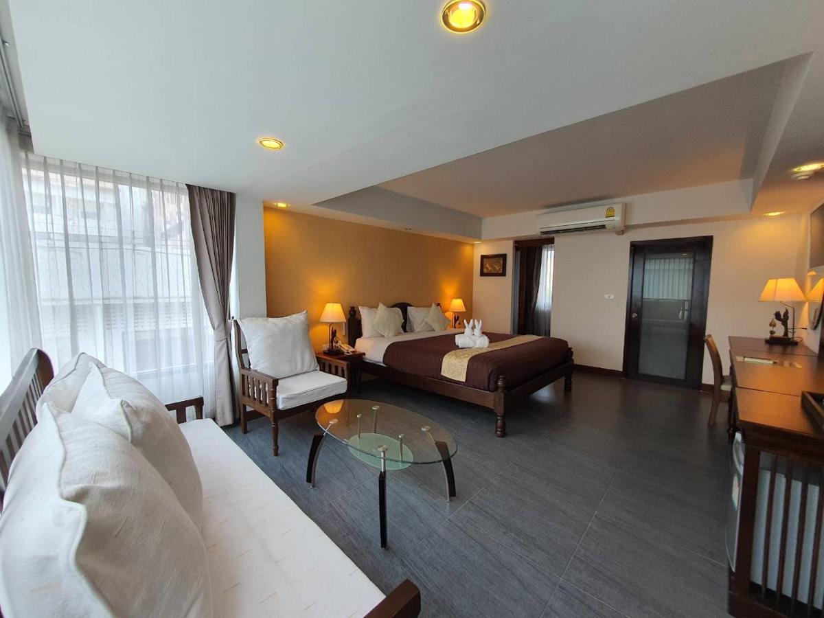 Goldenbell Chiangmai Hotel
