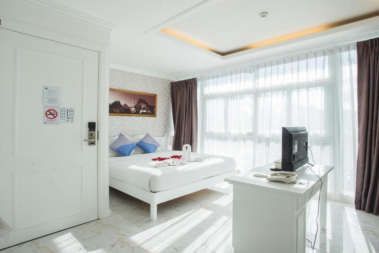 Hotel B2 Riverside Colonial