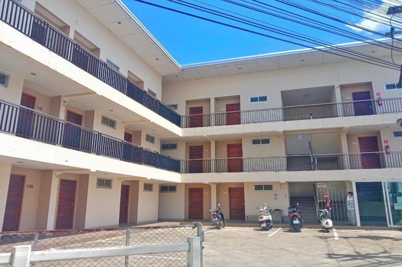 Hotel Roomquest Tha Sala Chiang Mai