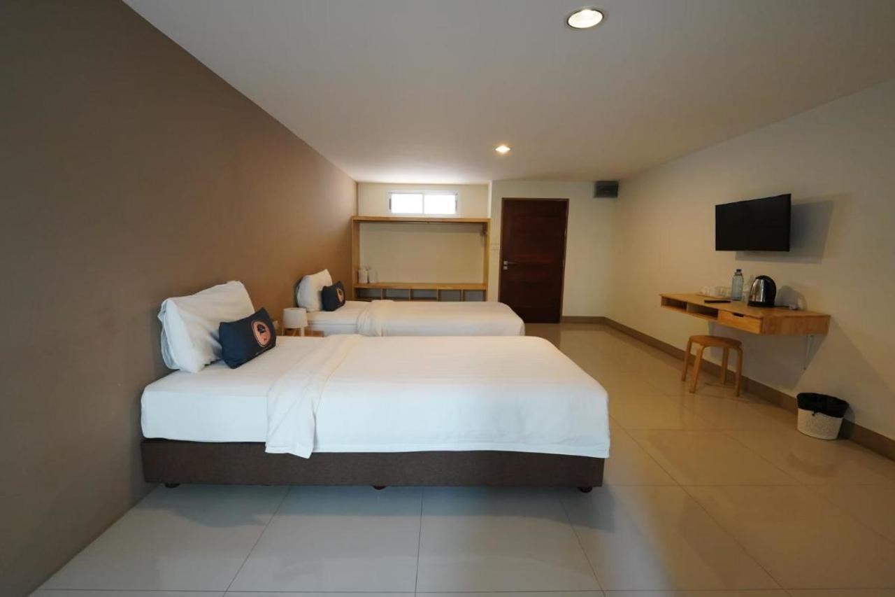 Roomquest Tha Sala Hotel