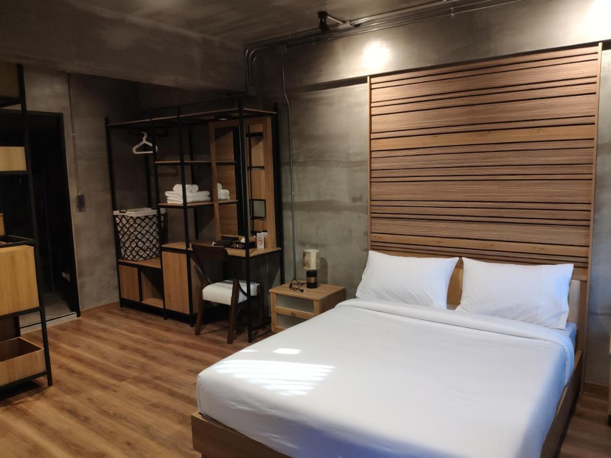 Pinghostel (adults Only) Albergue *