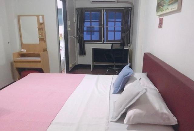 Wayside Guest house 3*