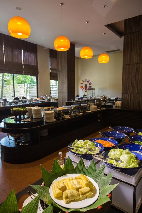 Hotel Furama 4*