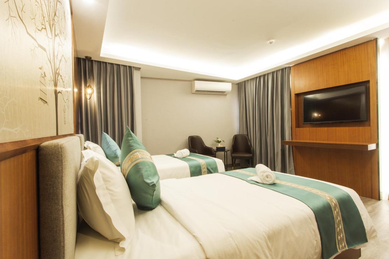 Thapae Twins Hotel