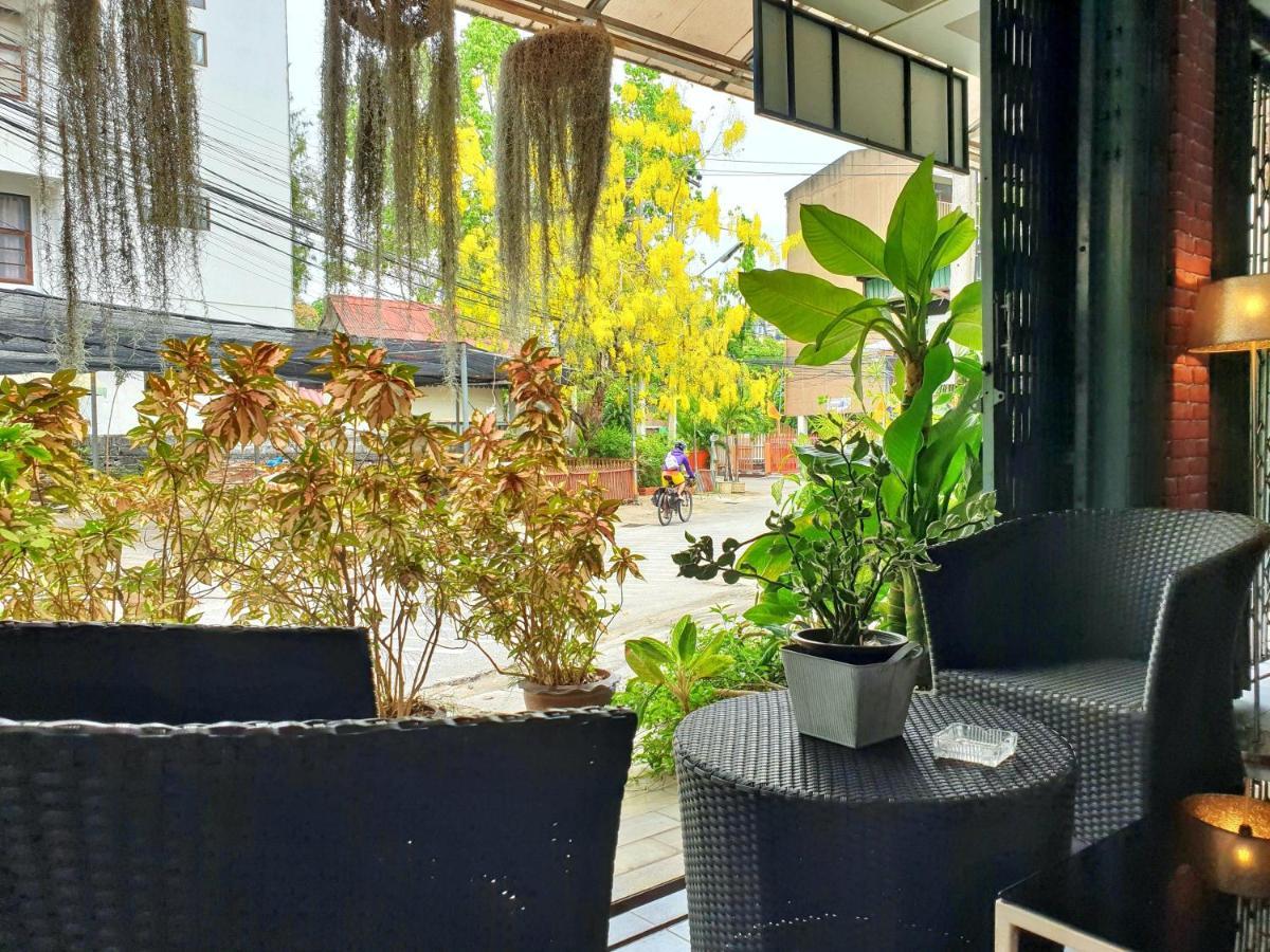 Hotel Bed And Terrace 3*