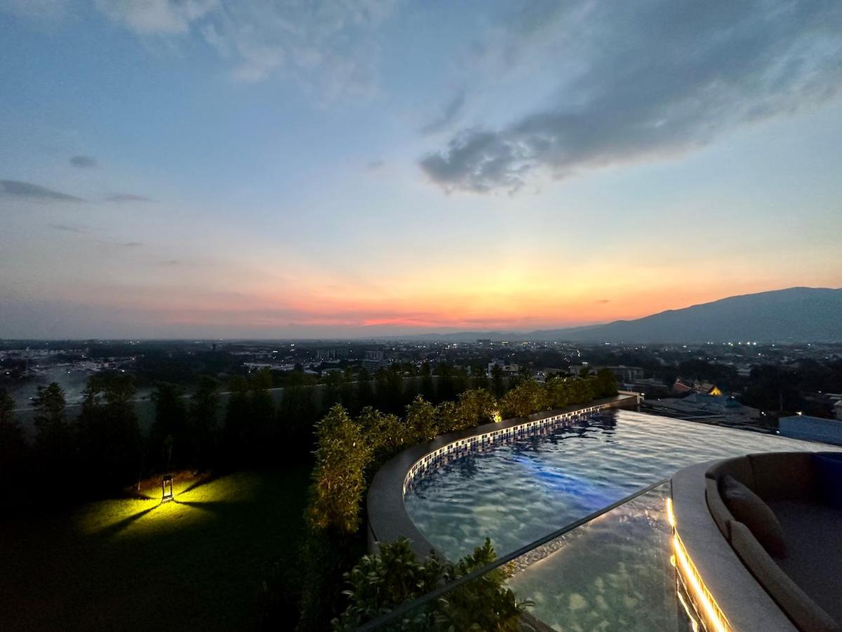 清迈astra Sky River无边泳池奢华温馨三卧家庭山景房 Apartamento Chiang Mai