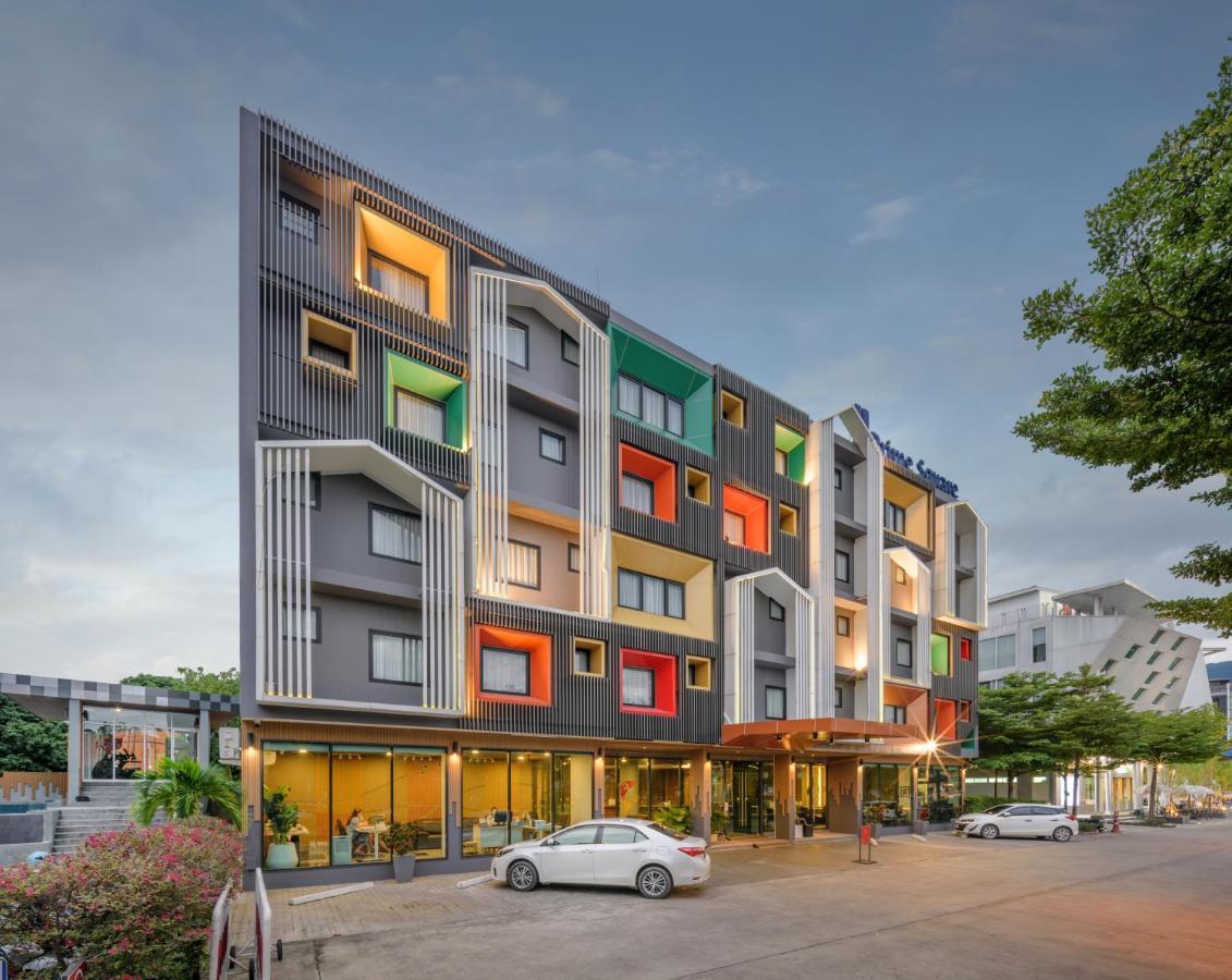 Prime Square 4*