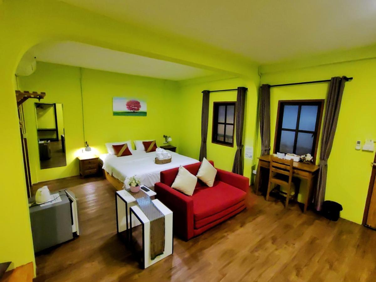 Hotel Gate House