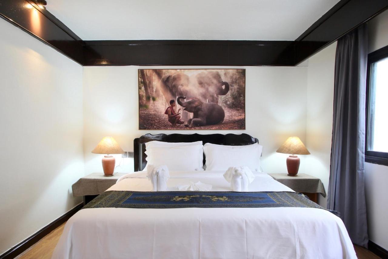 Thapaeplacehotel Hotel
