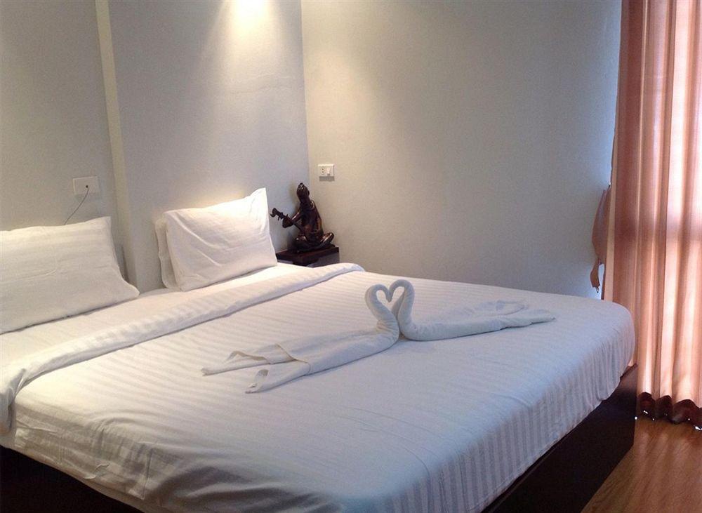 Basic Line @ Loikroh Hotel Chiang Mai