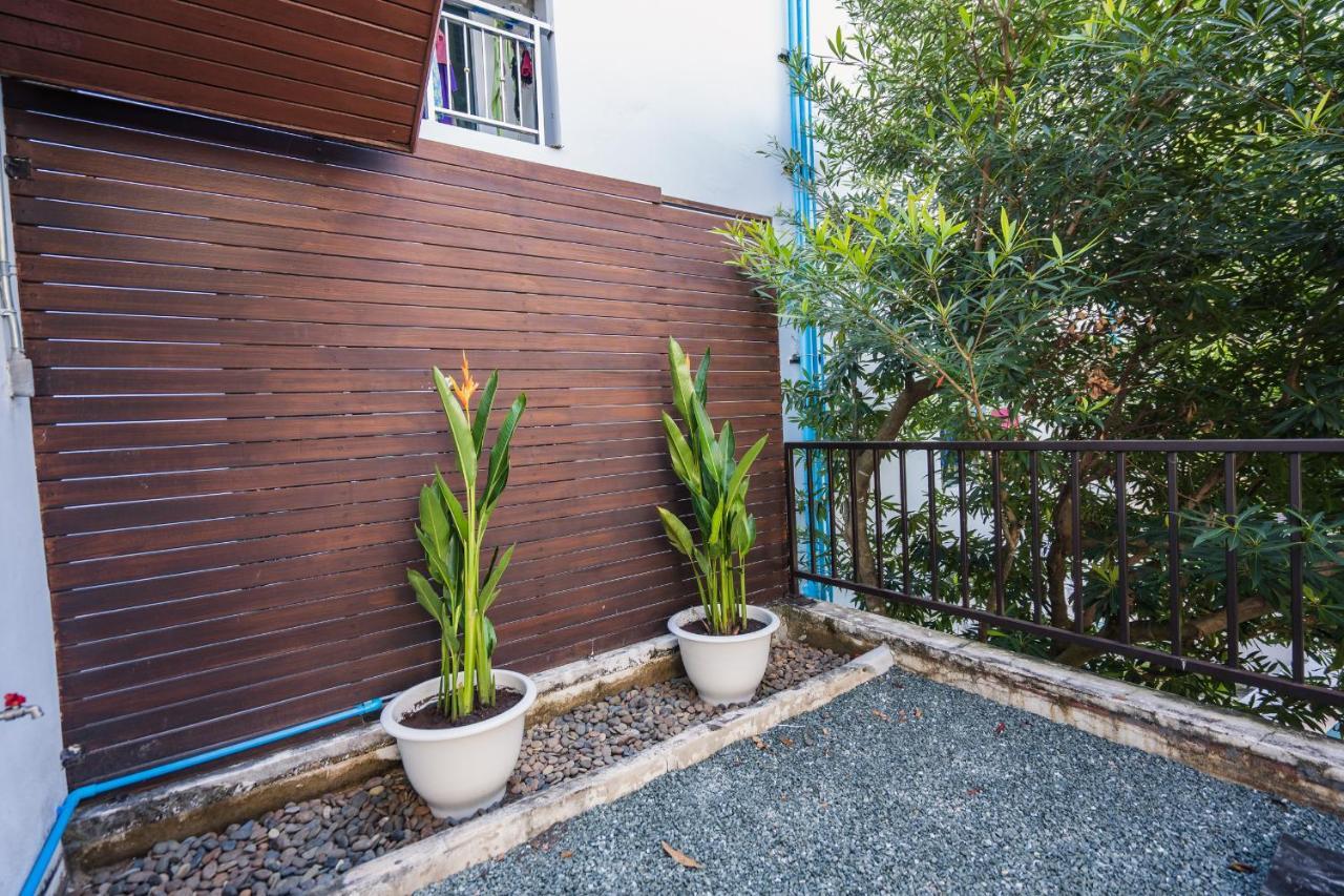 Yi's Garden