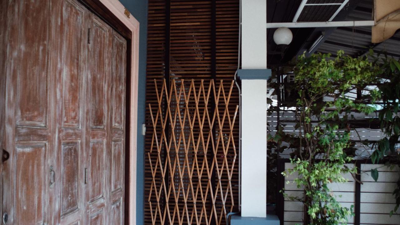Guest house Bear Den Chiang Mai