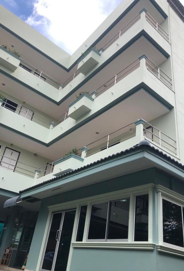 Apartment Baan Sinkaew *