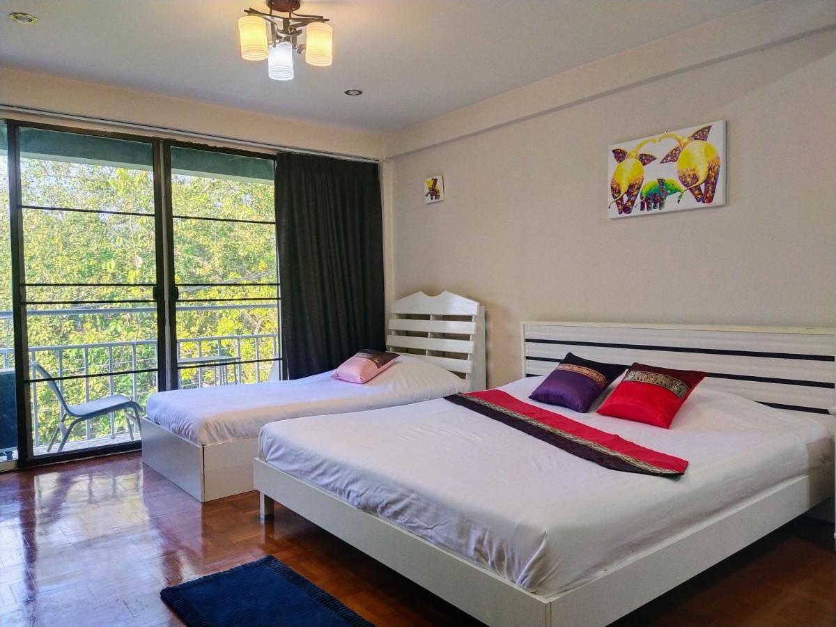 Bed & Breakfast Ct Old City Chiang Mai