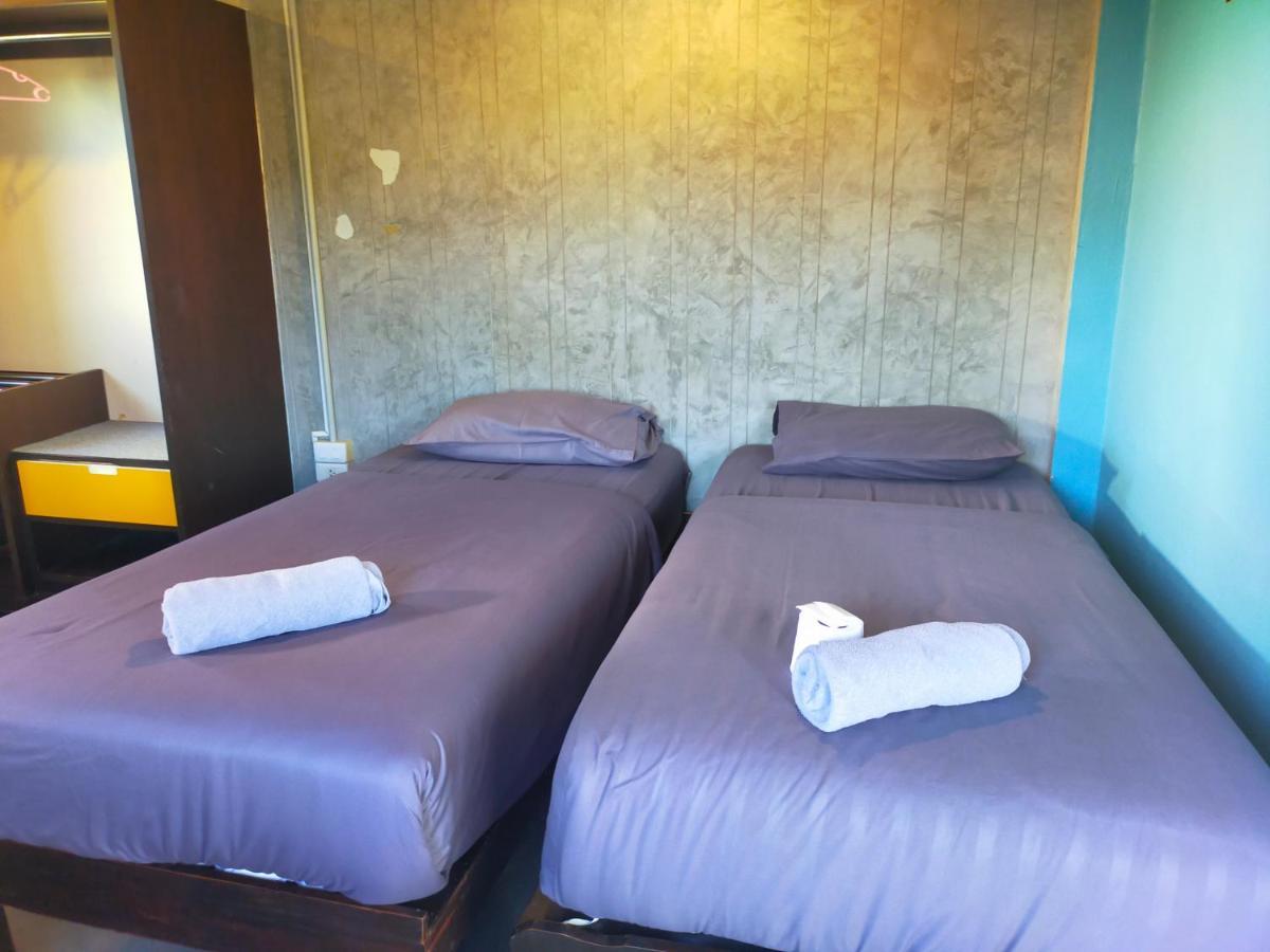 Hostel 9