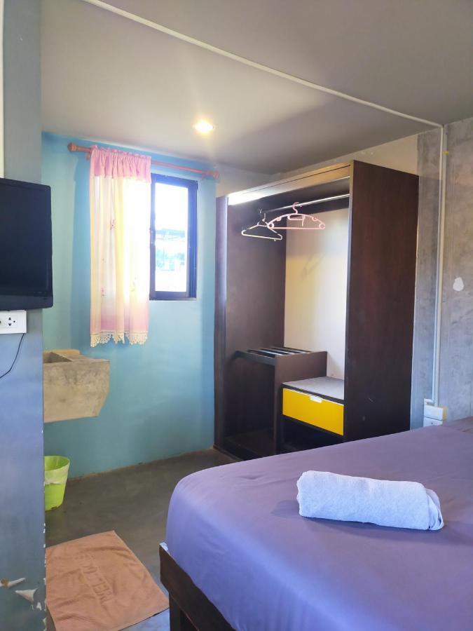 9 Hostel Chiang Mai