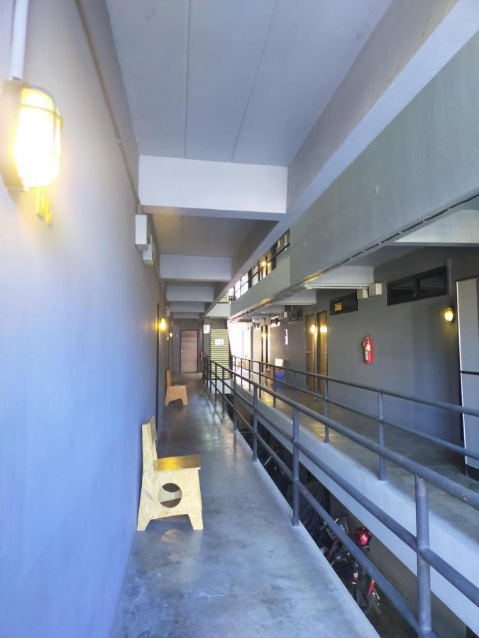 Hostel 9