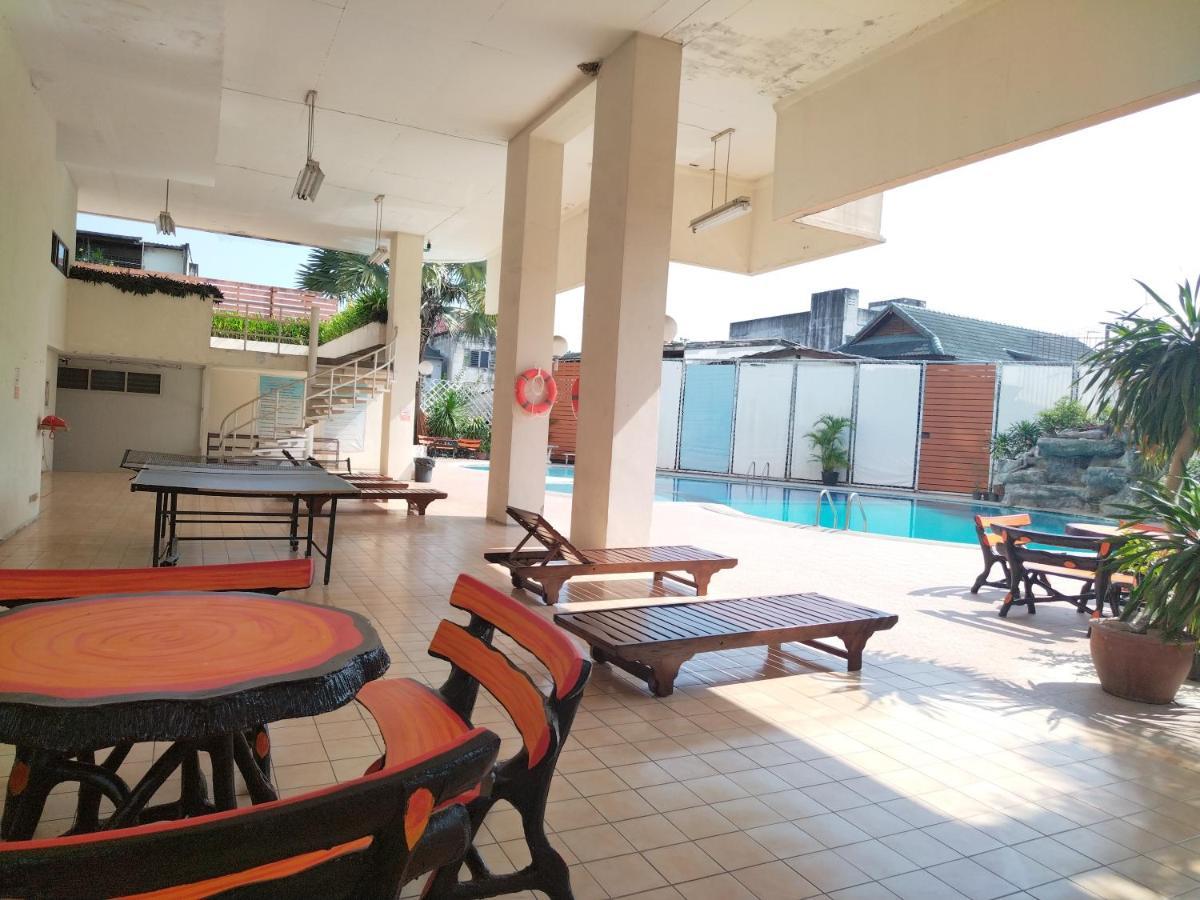 Near Old City,nimman,night Bazaar Swimming Pool 25 Apartment