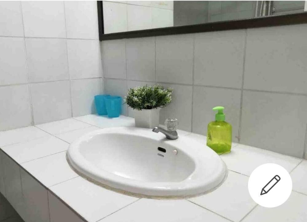 26 With Pool Opposite The Train Station, Near Old And Nimman