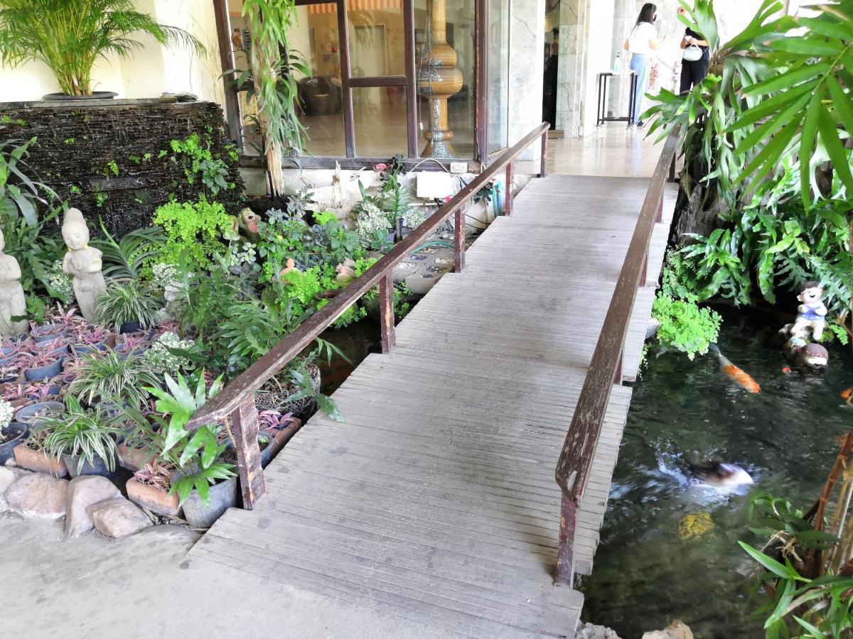 3 Pool With Opposite The Train Station, Near Old And Nimman Apartment *