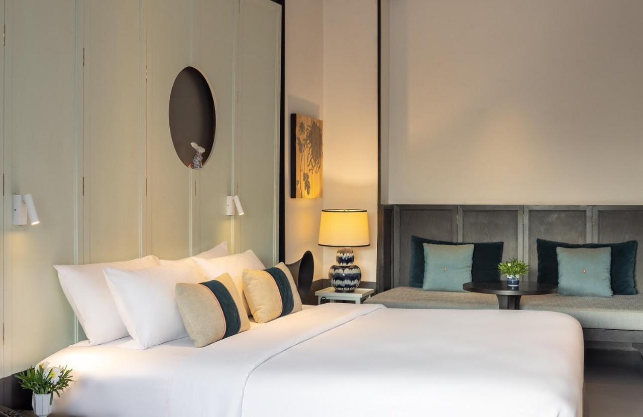 Ping Silhouette Hotel 4*