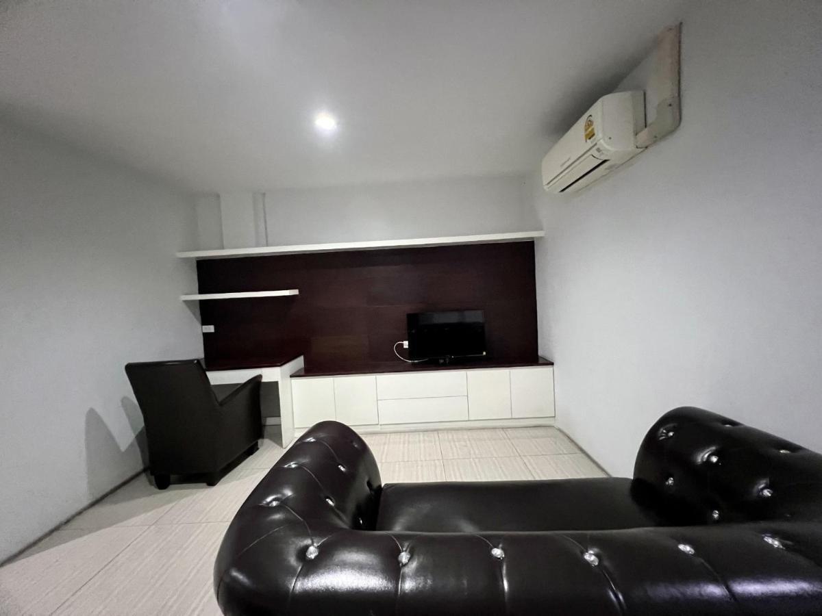 Guest house Kham 2*