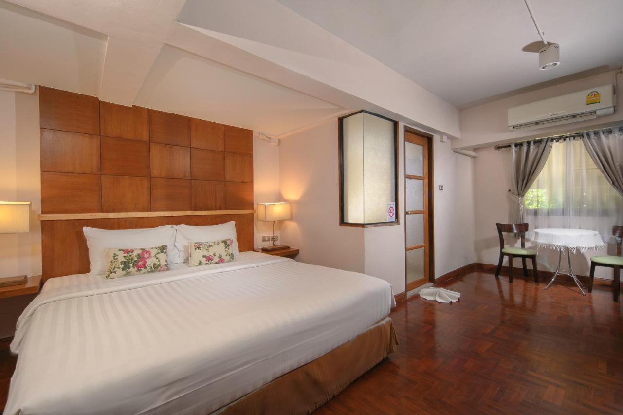 Hotel Estia Chiangmai -sha 3*