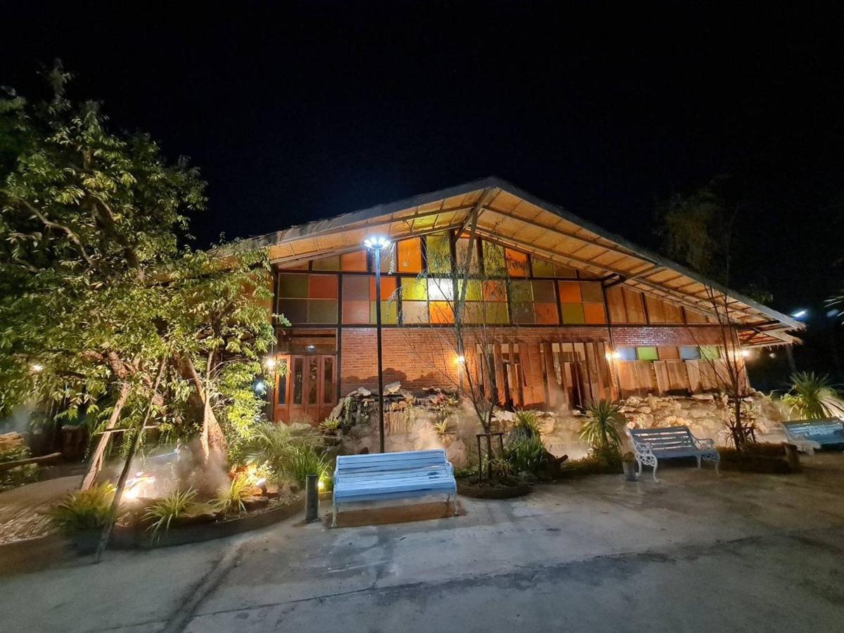 Tasana Garden Saraphi ทาซาน่าการ์เด้น สาขาสารภี * Chiang Mai