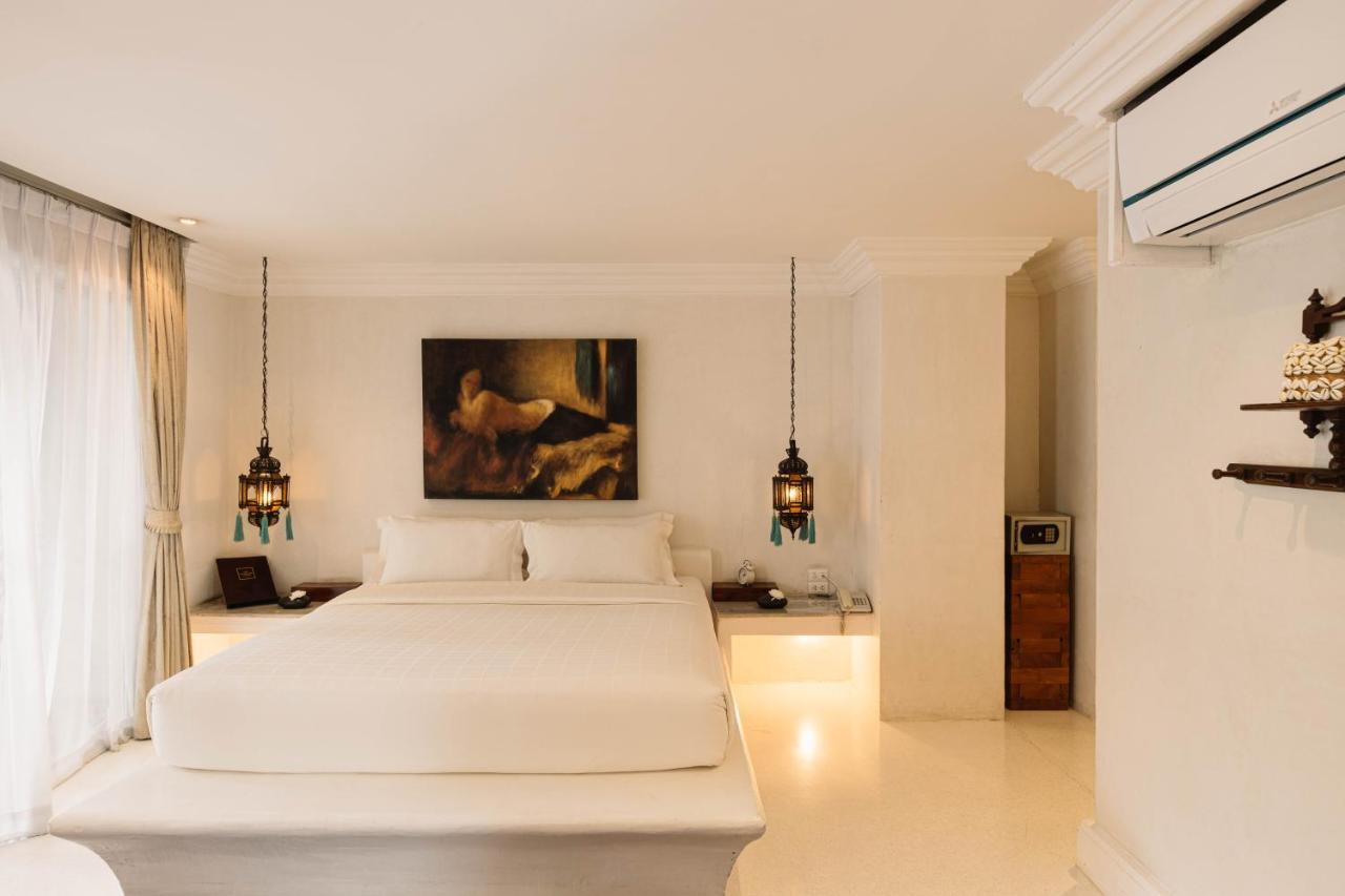 Hotel At Niman 4*
