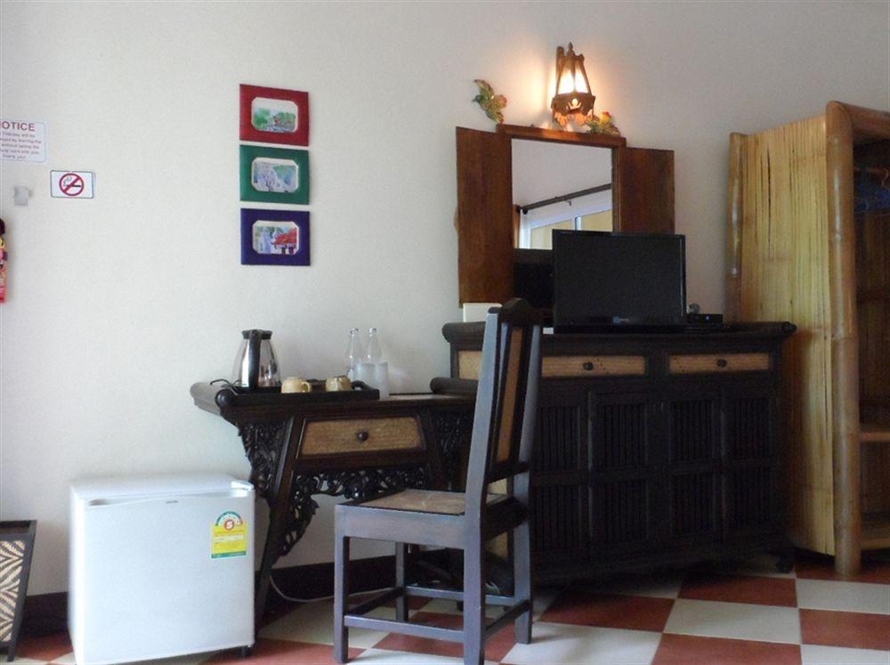 Liam's Adults Only 3* Chiang Mai