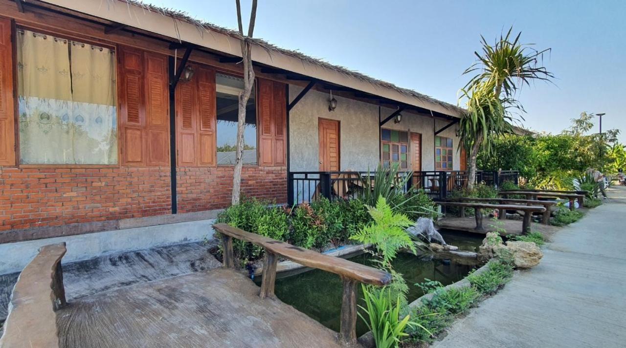 Tasana Garden Saraphi ทาซาน่าการ์เด้น สาขาสารภี Privatunterkunft Chiang Mai