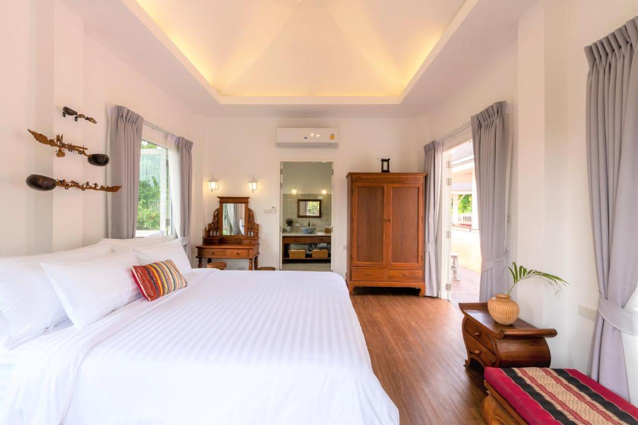 Villa Phi Private Villa: Luxury Thai With Riverview *