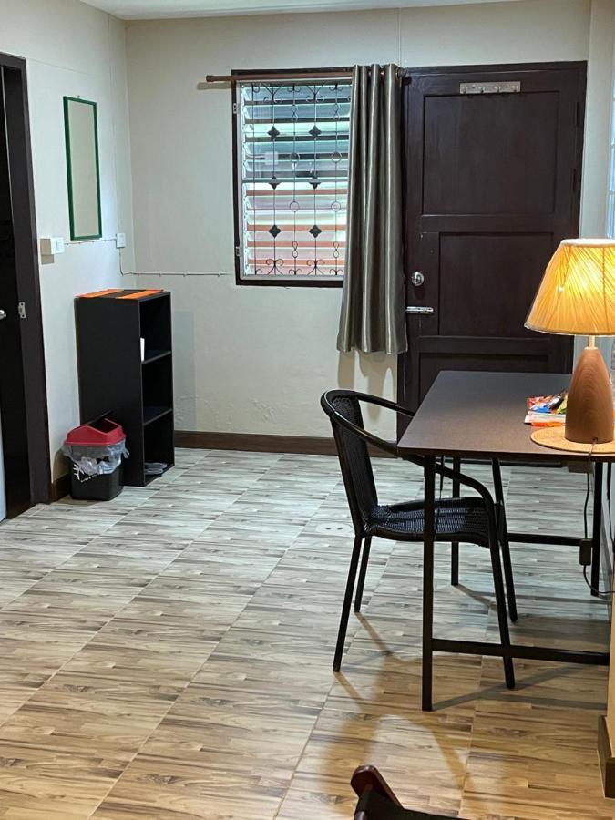 P & H Northgate Guest house *