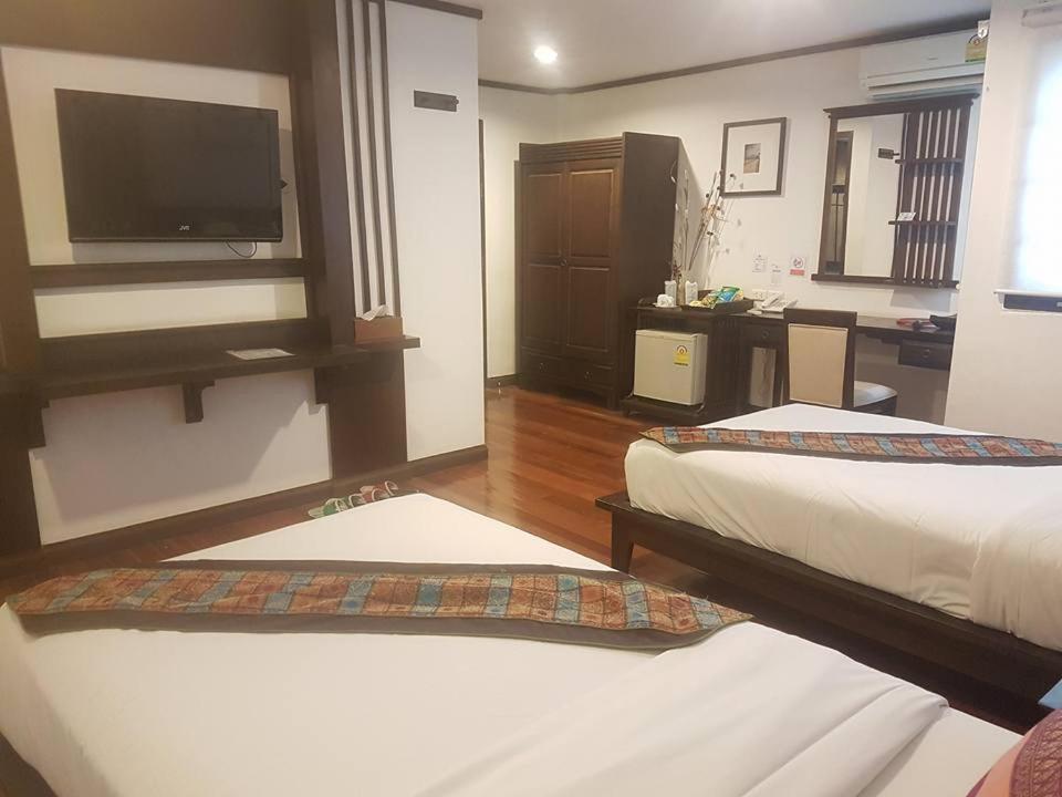 Pingphuplace Smart Check-in 2* Chiang Mai