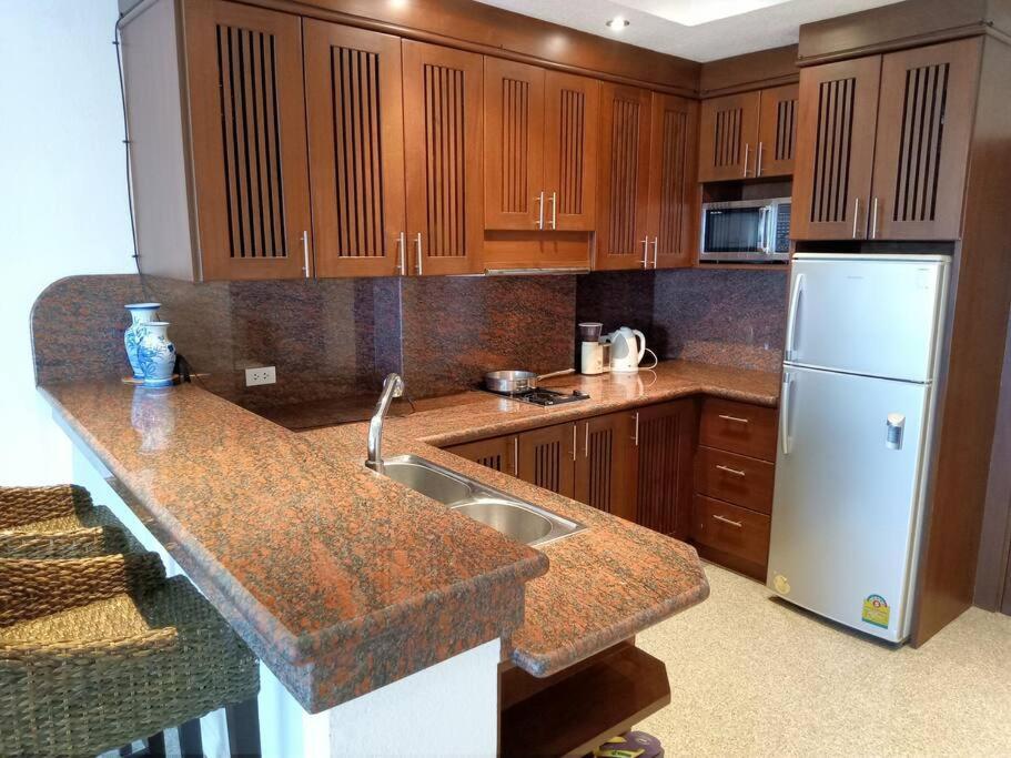 Riverside Apartment *