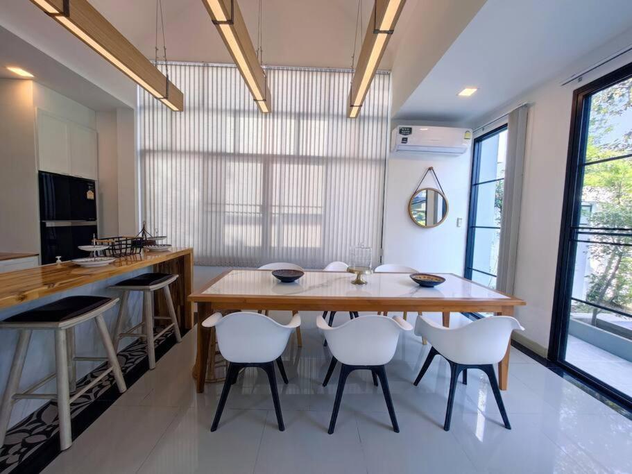 B168 Pool Villa Chiang Mai