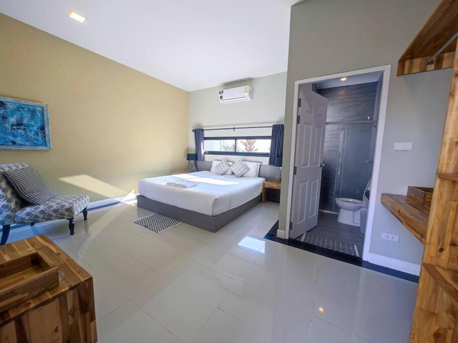B168 Pool * Chiang Mai