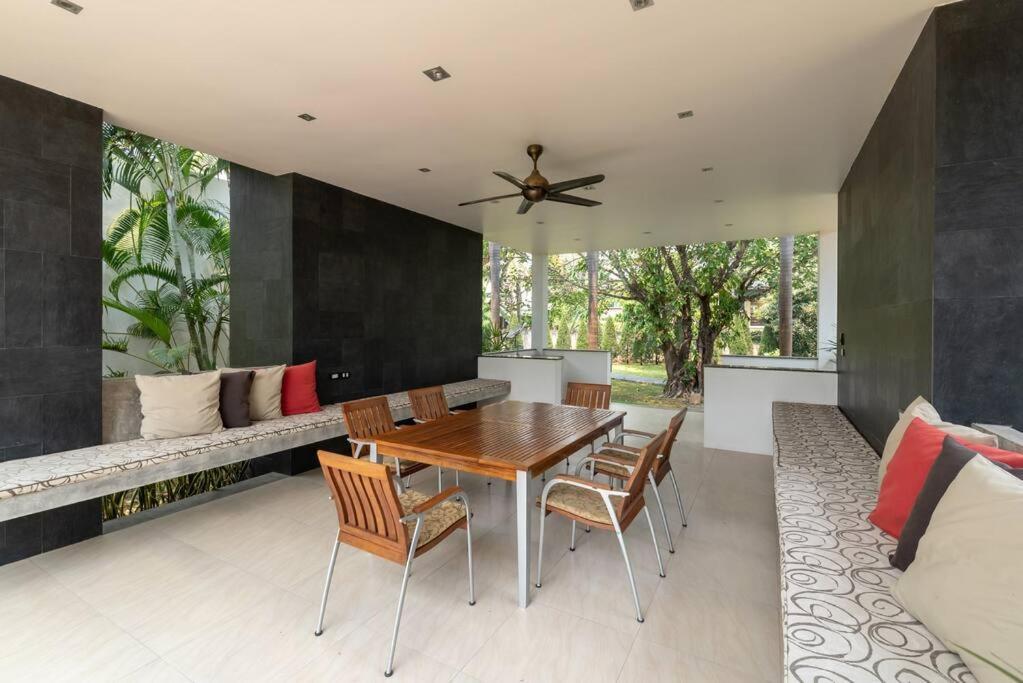 Countryside Villa, 2 Bedroom Villa, Infinity Pool And Maid Service *