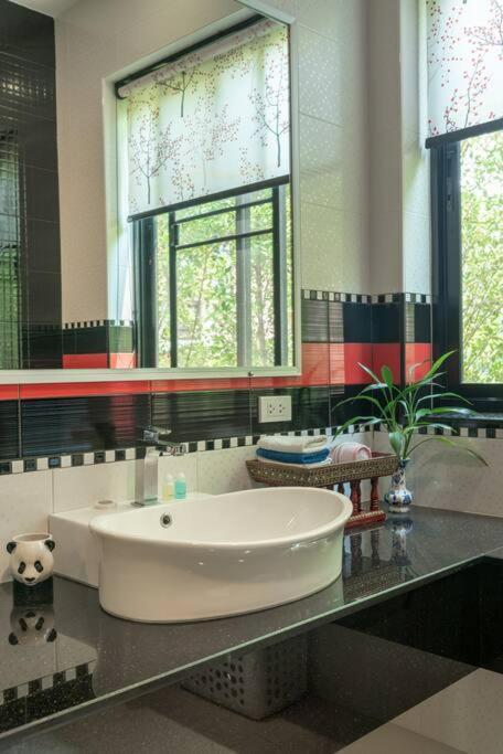 Countryside Villa, 2 Bedroom Villa, Infinity Pool And Maid Service Villa *