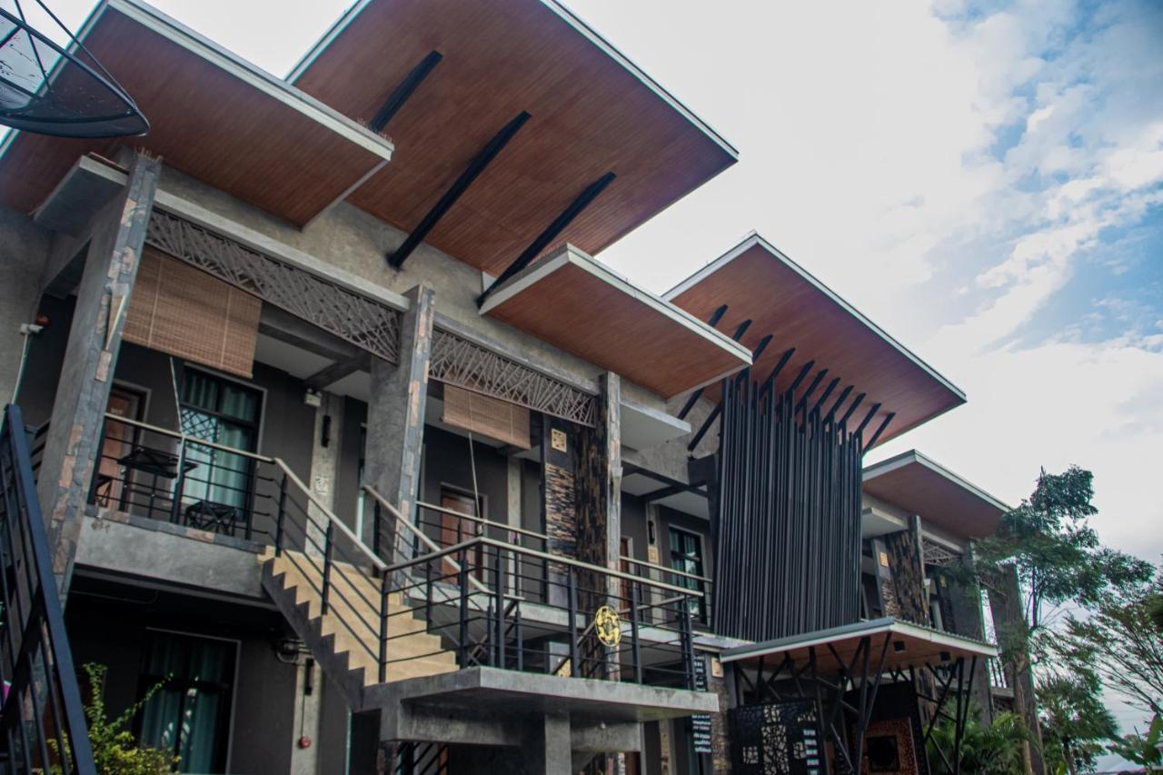 The Lofthouse Sansai Hotel