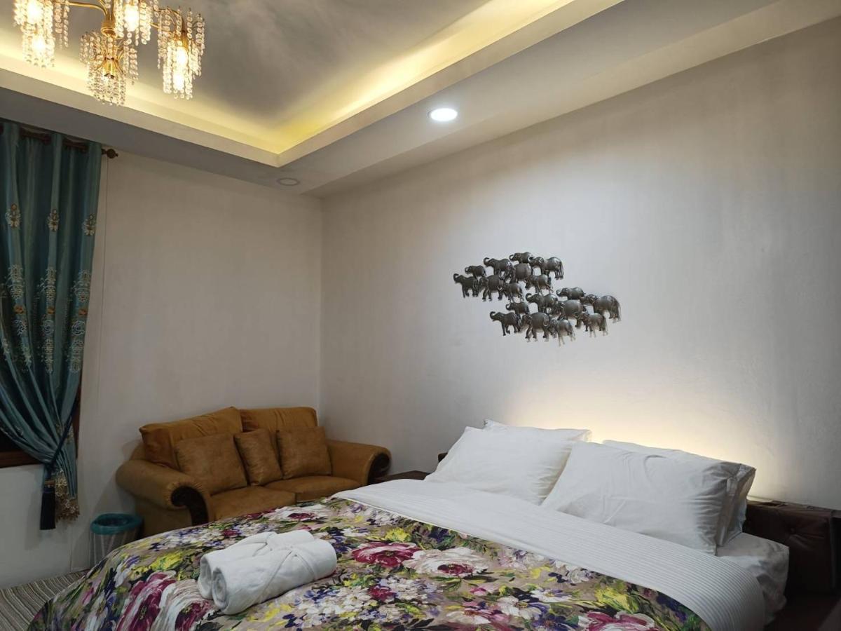 Tasana Garden Saraphi ทาซาน่าการ์เด้น สาขาสารภี Privatunterkunft