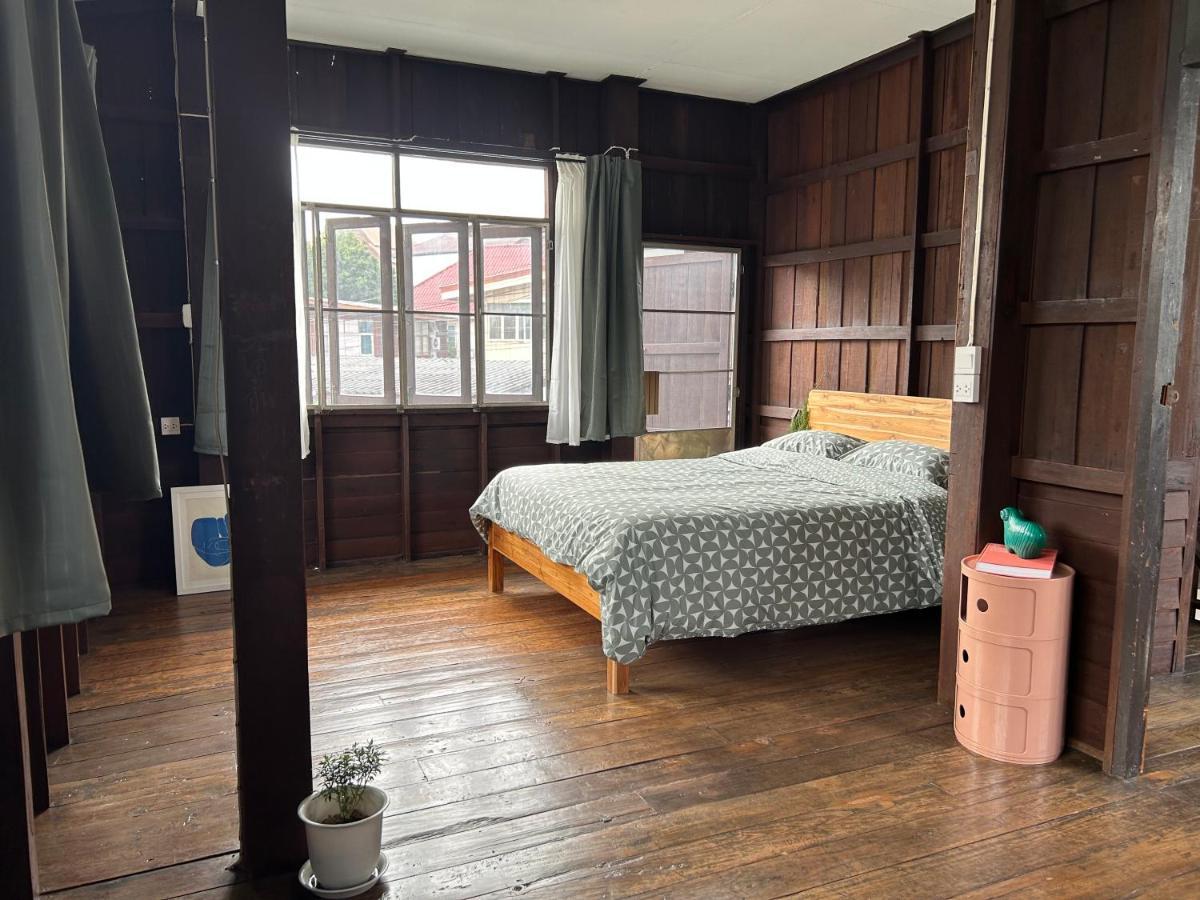 Villa Cozy In Chiangmai Old Town Chiang Mai