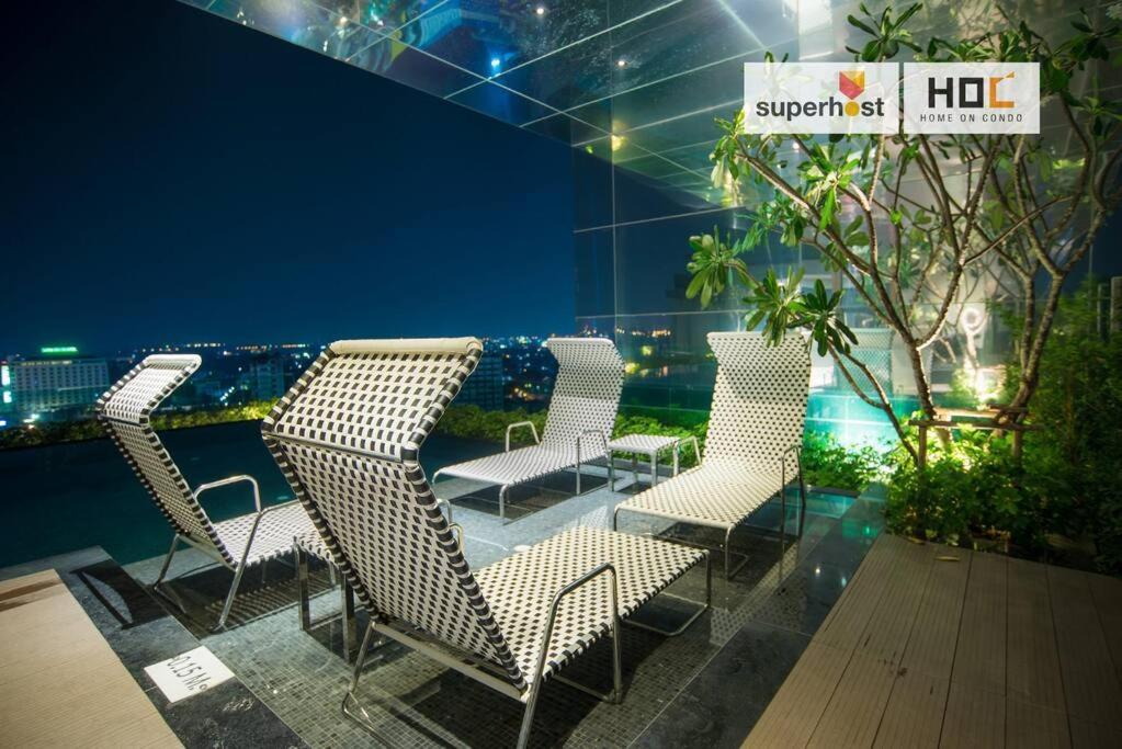 Modern 2-bedroom With Pool Apartment *