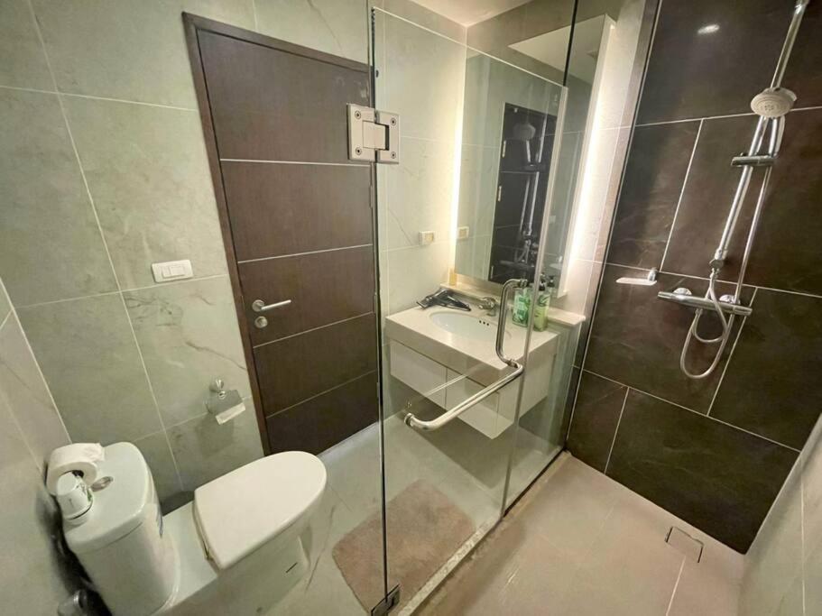 Apartment Modern 2-bedroom With Pool Chiang Mai