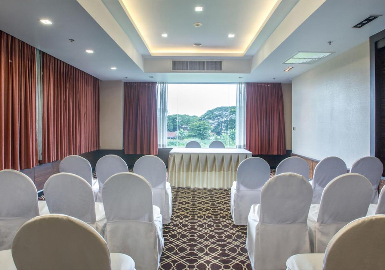 Hotel Centara Riverside Chiang Mai