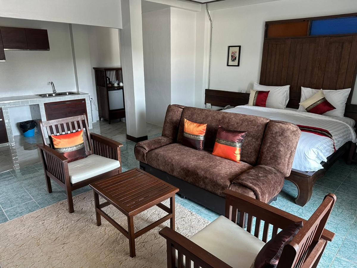 Hotel Chirin ฌิรินทร์โฮม 2*