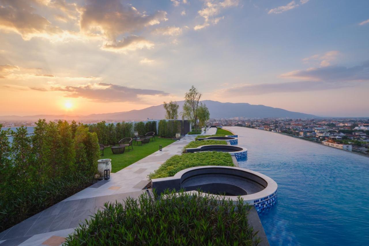 Astra Sky River Luxury Perfect For 5 People
