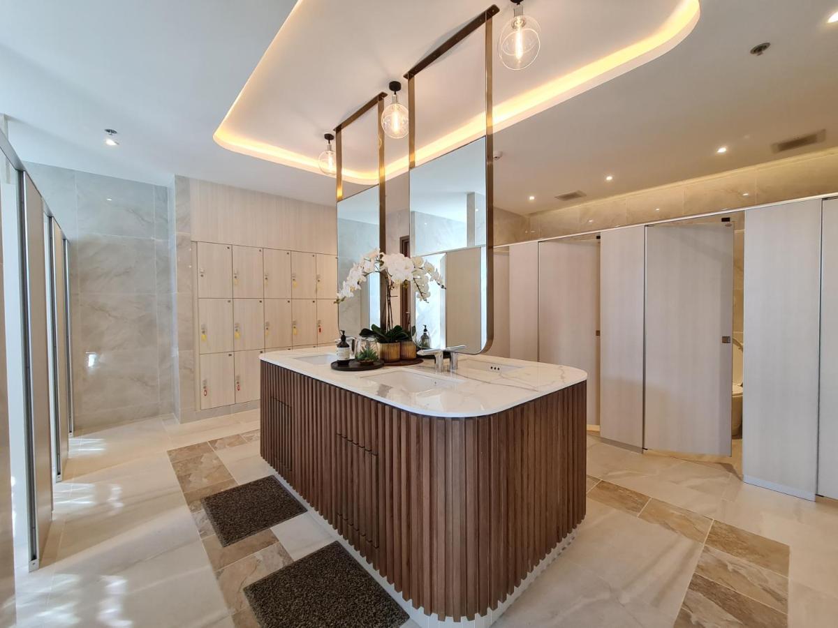 Astra Sky River Luxury Perfect For 5 People *